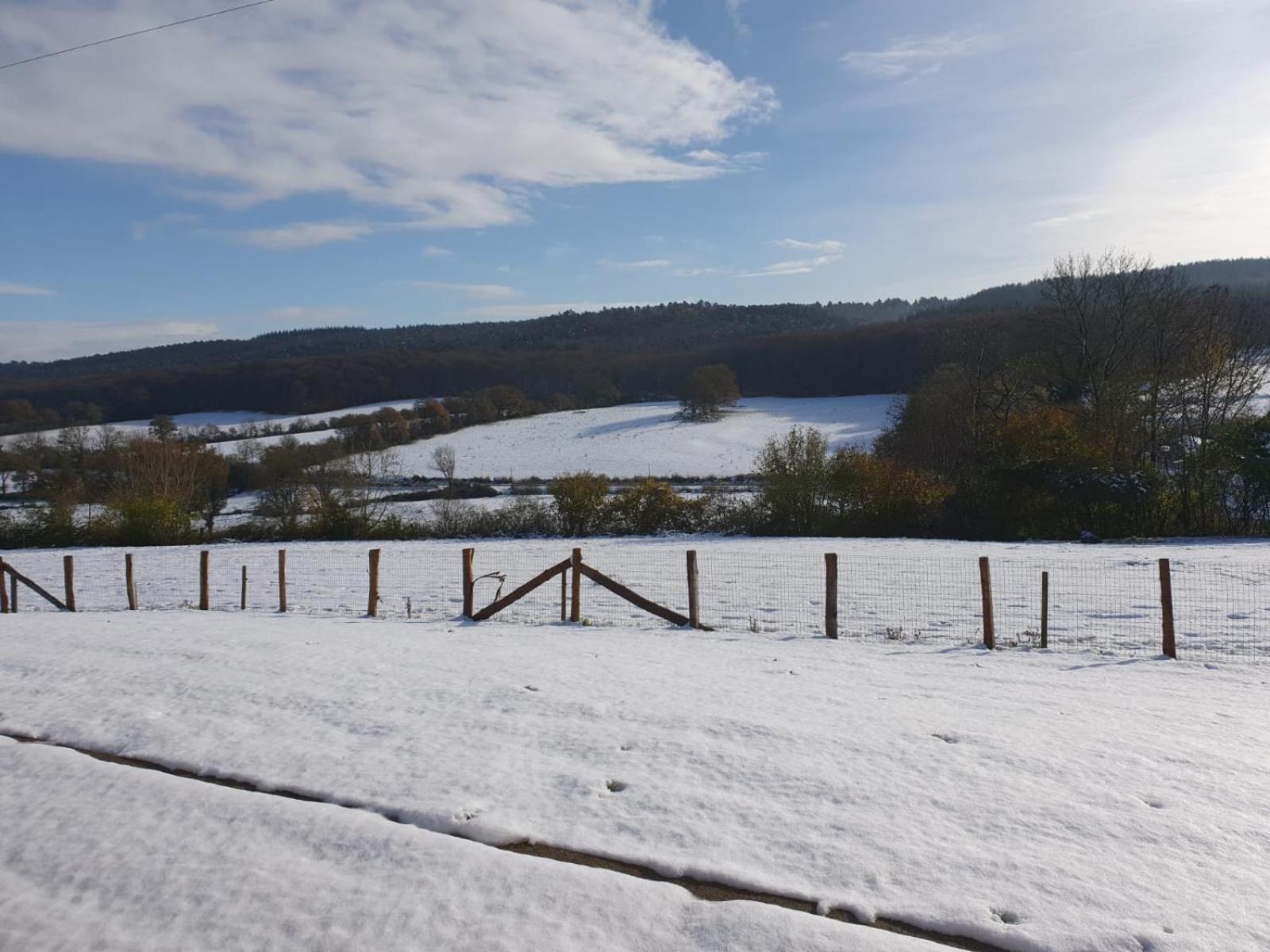 Gite Avec Vue Panoramique, Ideal Pour Un Weekend ! Mont-Saint-Jean  Buitenkant foto